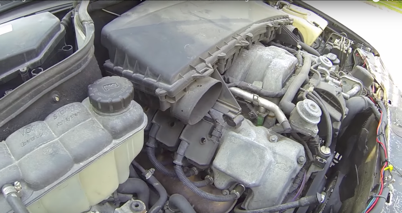 Um. Where’s the rest of its intake piping?